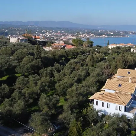 Ξενοδοχείο με διαμερίσματα Bella Mare Tsilivi Villas