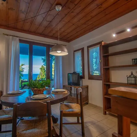 Bella Mare Tsilivi Villas Ξενοδοχείο με διαμερίσματα 3*