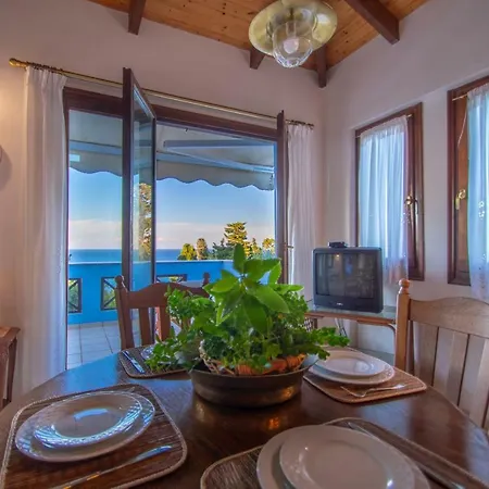 Bella Mare Tsilivi Villas Ξενοδοχείο με διαμερίσματα 3*
