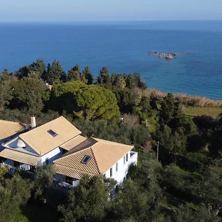 Bella Mare Tsilivi Villas 3*